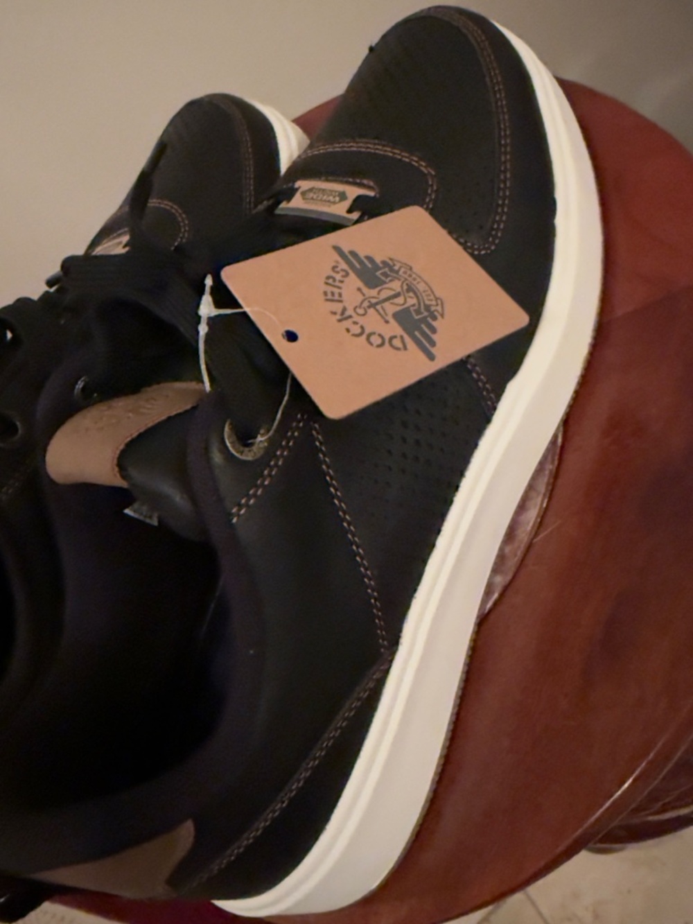 Men's Dockers - Size 9W - Brand new, never worn